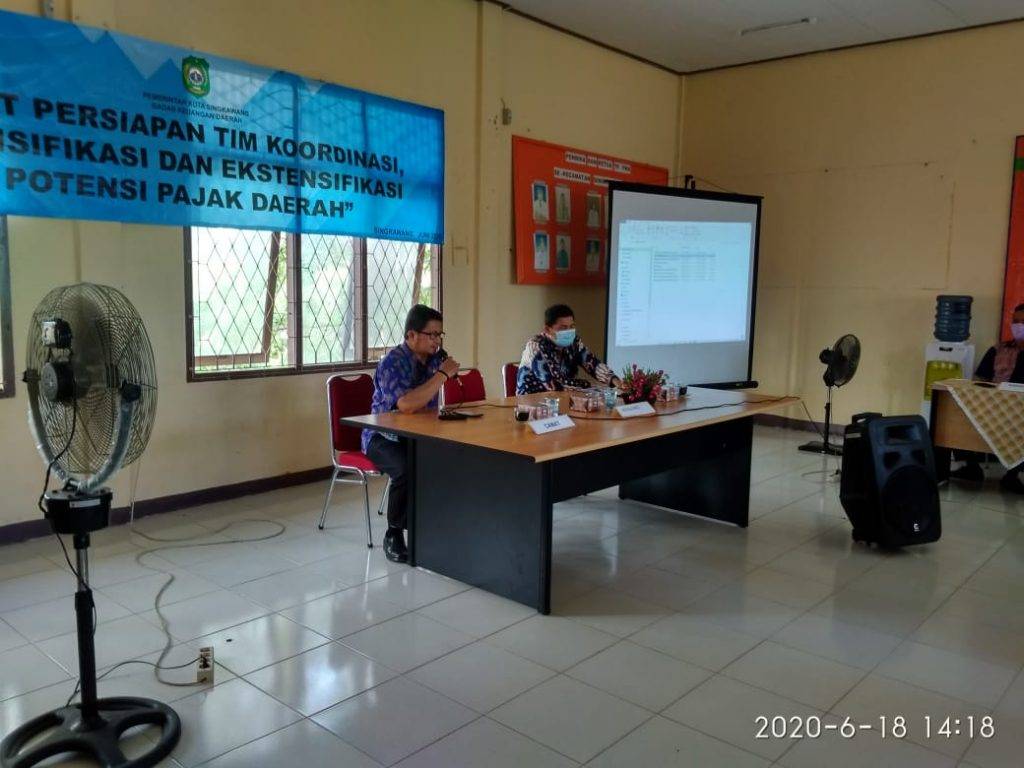 Dokumentasi Kegiatan Tim Koordinasi, Intensifikasi dan Ekstensifikasi Potensi Pajak Daerah Kecamatan Singkawang Tengah tanggal 18 Juni 2020